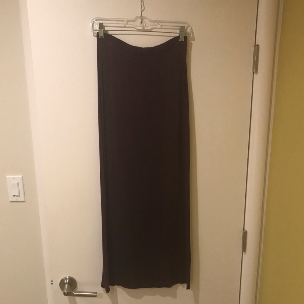 maroon brandy melville maxi skirt